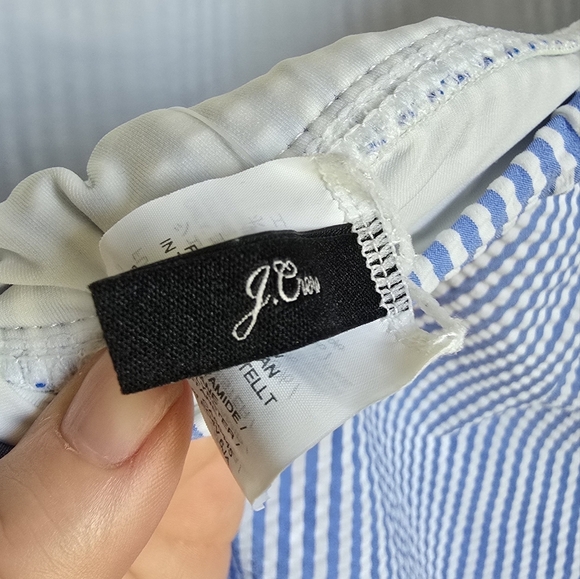 J. Crew, New Blue & White Seersucker Plunging Halter Swim Dress Swimsuit SZ 6 - Picture 8 of 10